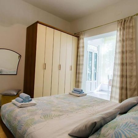 Cosey Studio Apartment For 2 Free Private Parking Макарска Экстерьер фото